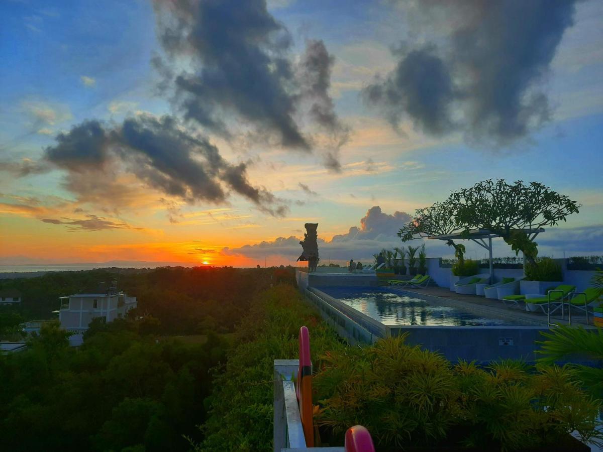 Maxonehotels At Bukit Jimbaran Kültér fotó