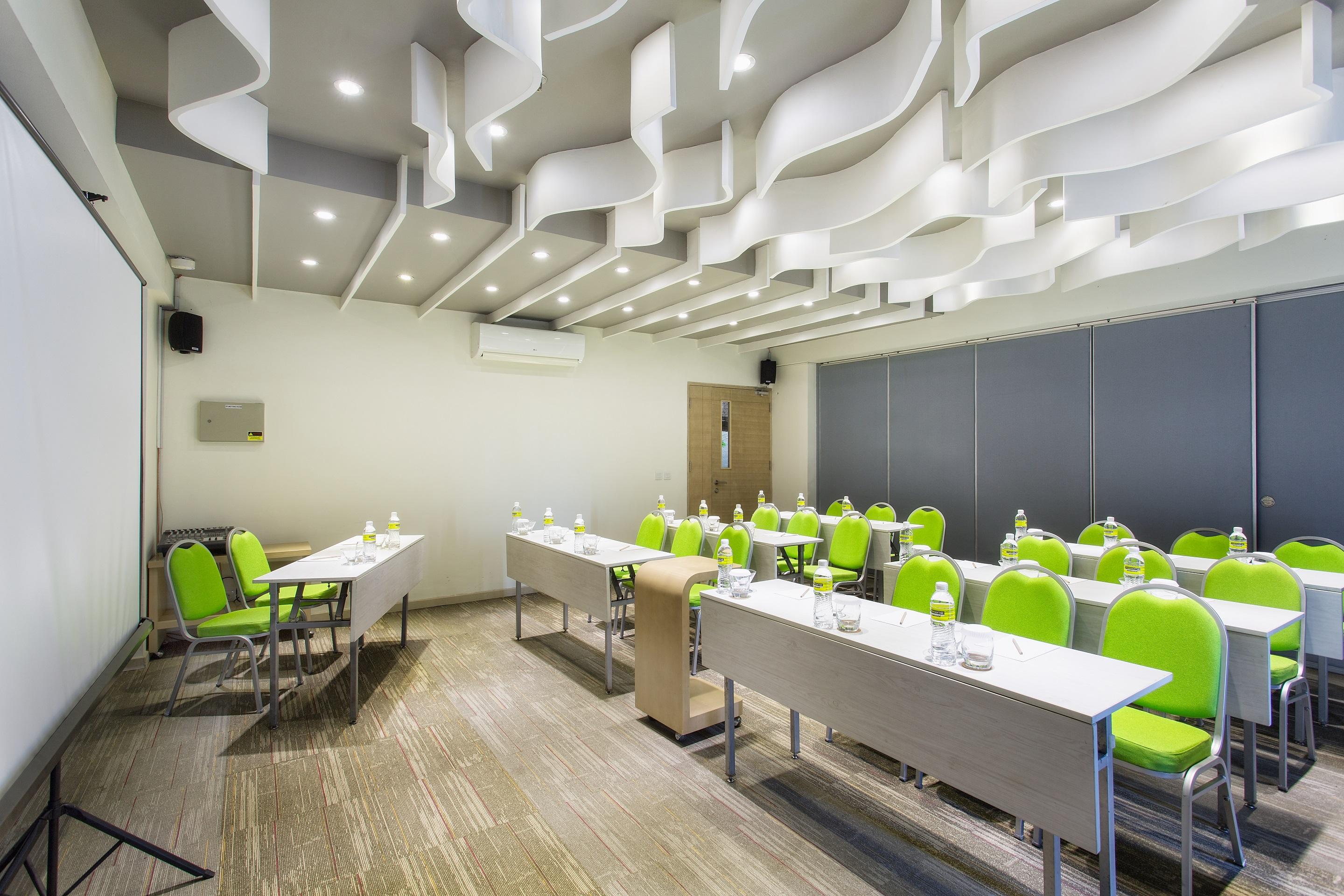 Maxonehotels At Bukit Jimbaran Kültér fotó